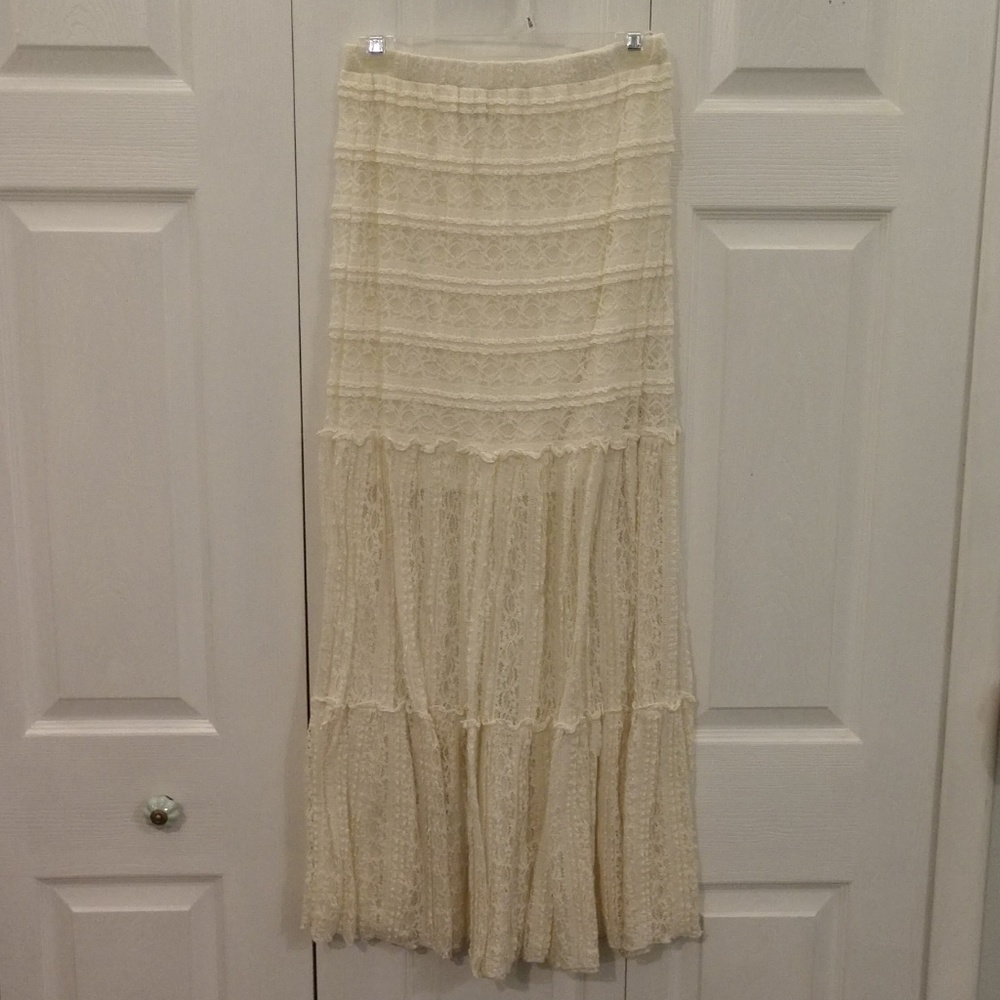 Lace maxi skirt